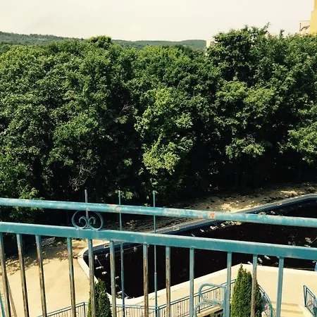 Blue Sky - & Parking Hotel Zlate písky