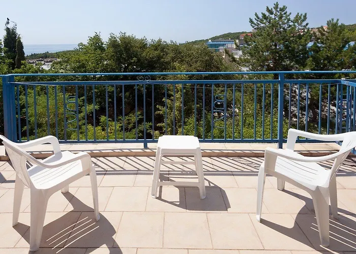 Blue Sky - & Parking Hotel 3*