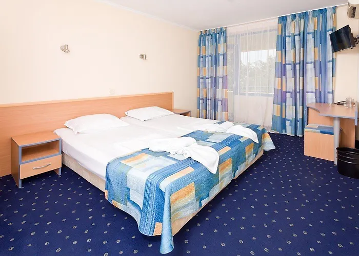 Hotel Blue Sky - & Parking Goldstrand