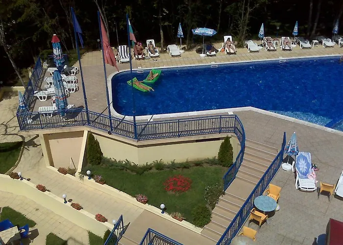 Blue Sky - & Parking Goldstrand