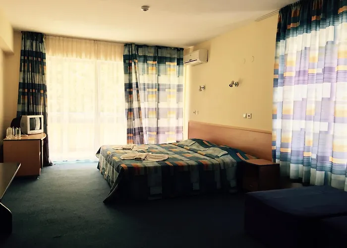 Blue Sky - & Parking 3* Goldstrand