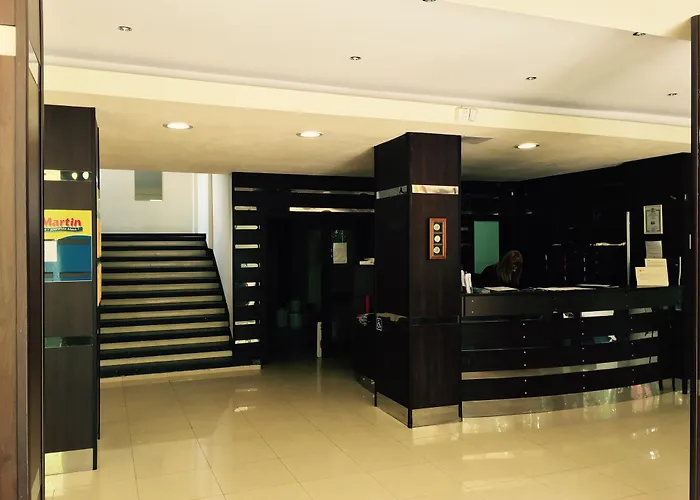 Blue Sky - & Parking 3*