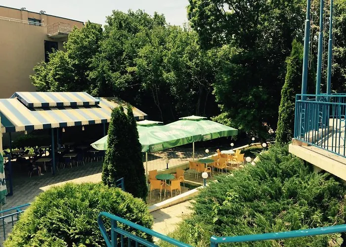 Blue Sky - & Parking Hotel 3*