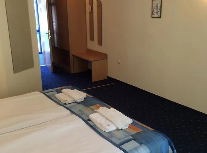 Blue Sky - & Parking Goldstrand